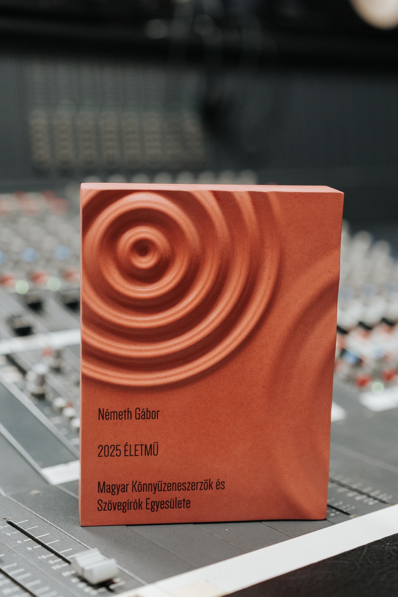 Díjat kapott Hrutka Róbert, Németh Gábor és az Akkezdet Phiai